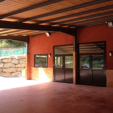 Ostello Alberg-casa De Colònies Ridolaina *