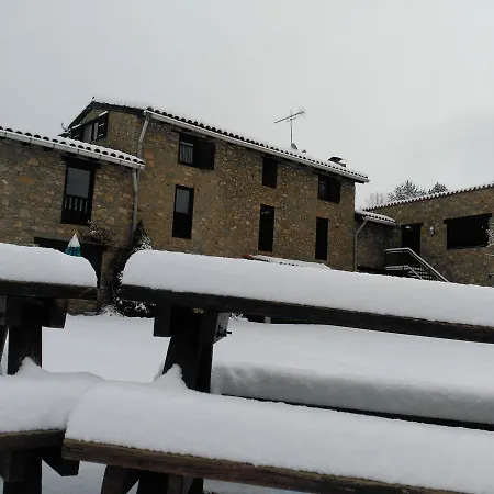 Alberg-casa De Colonies Ridolaina 호스텔 *